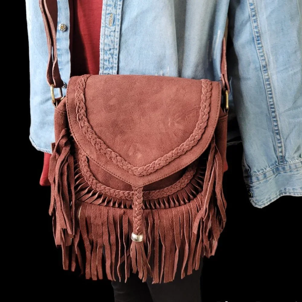 2026Genuine cowhide Western Cowgirl Style Cross Body Messenger Bag. - Picture 4 of 8